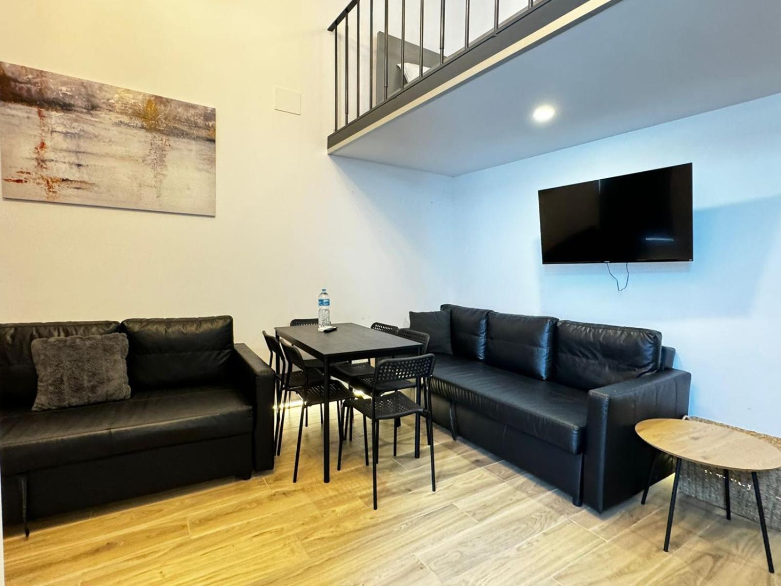 Melia Y Fuster 23c Aparthotel