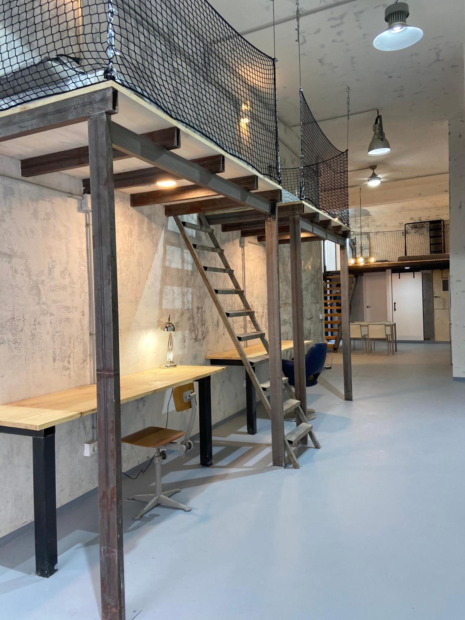 Apartment Poeta