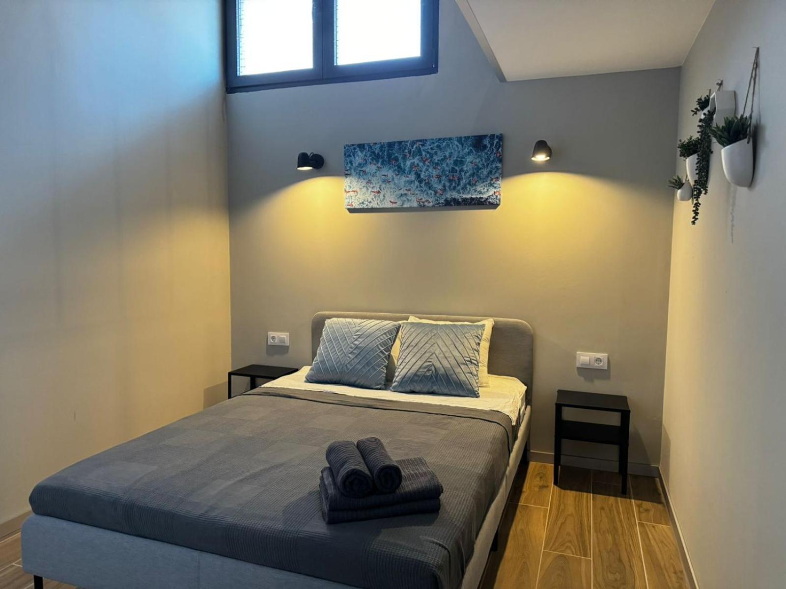 Cervero 24a Aparthotel *