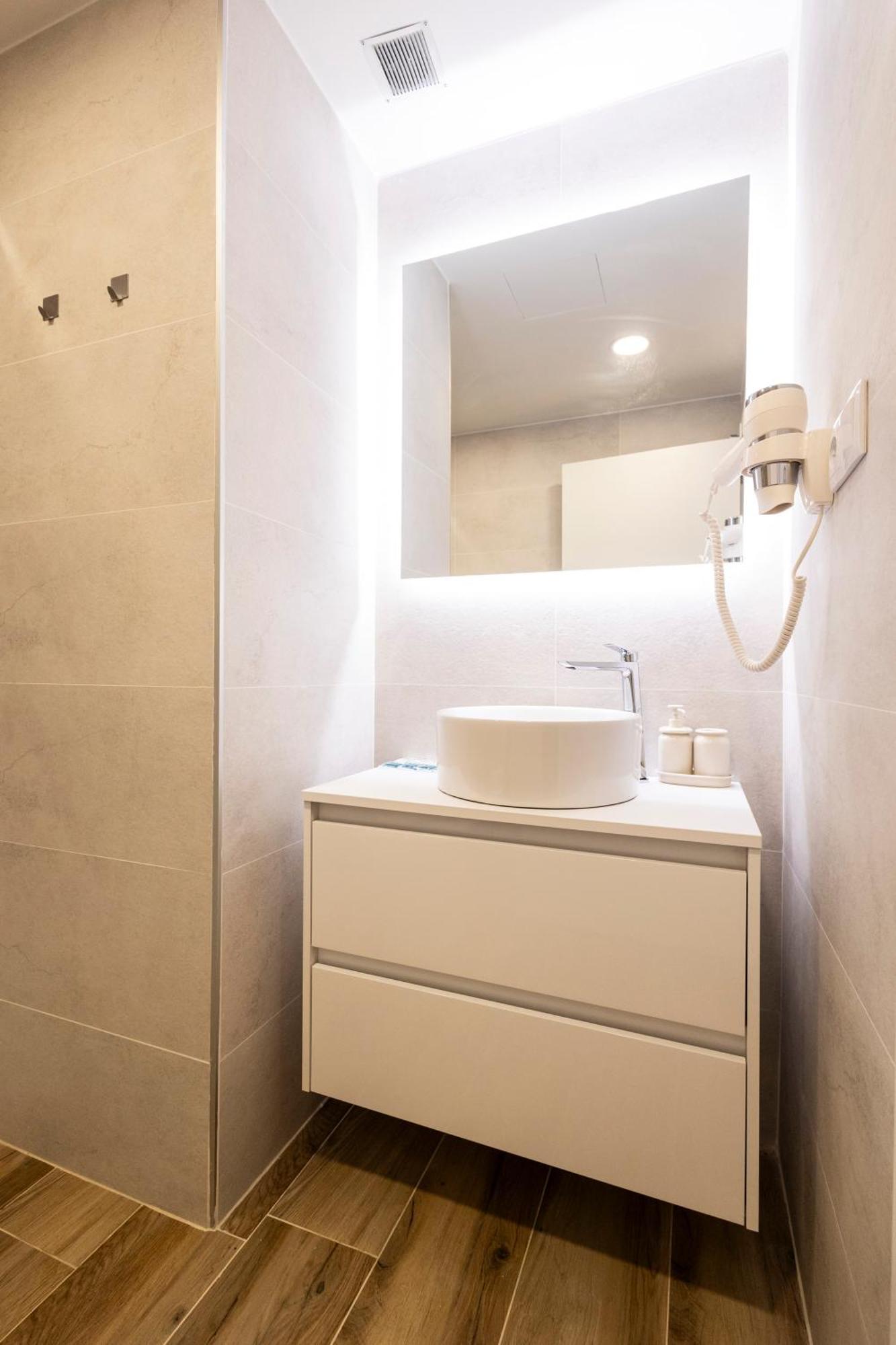 Apartment Cortes By Concept Flats