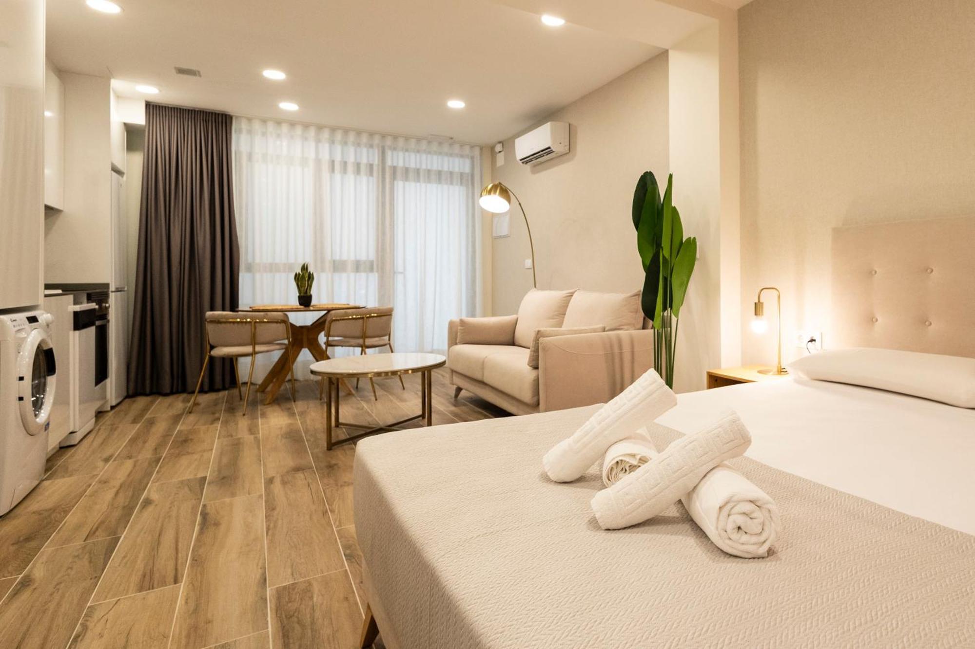 Cortes By Concept Flats Apartment