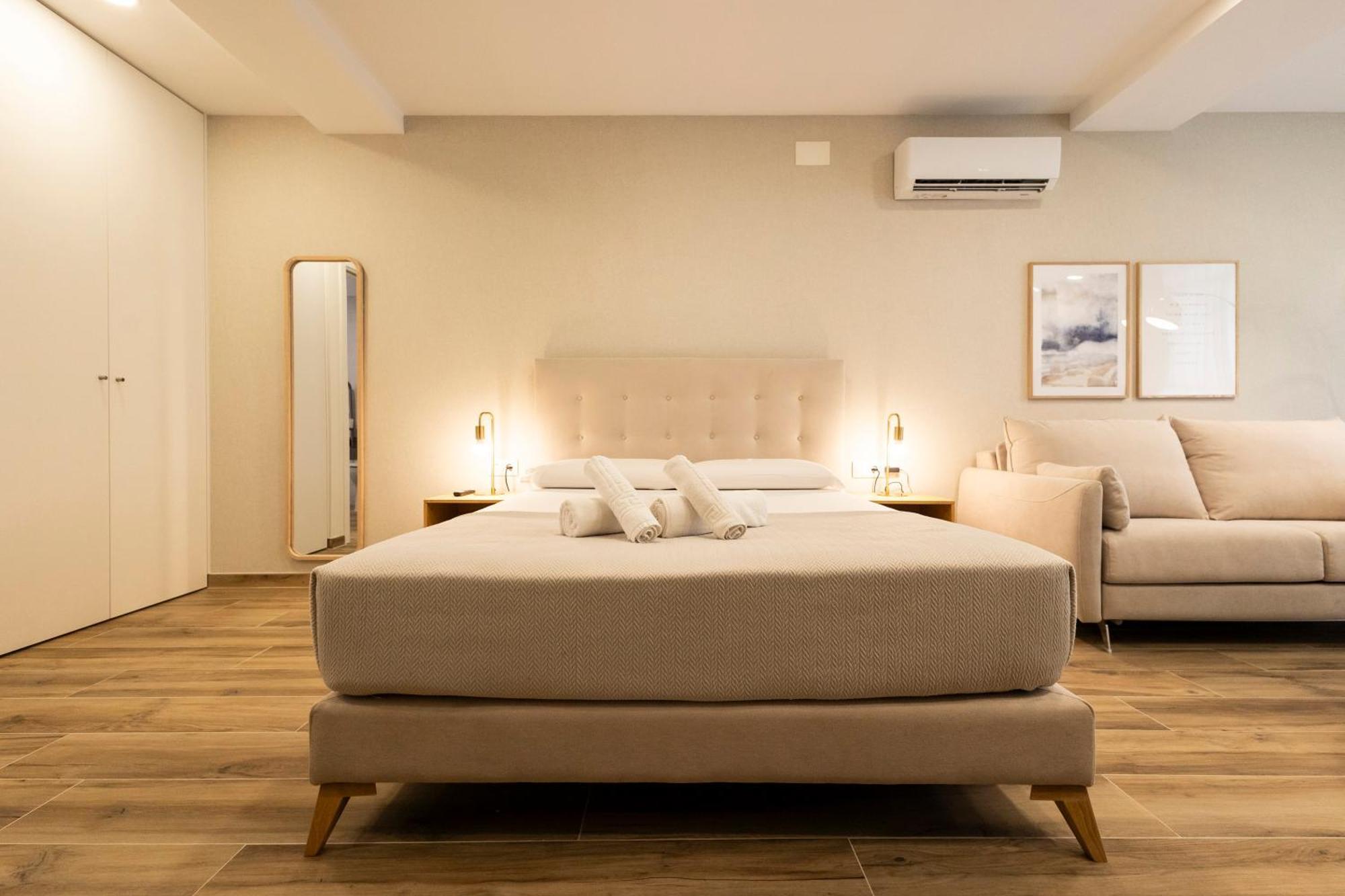 Cortes By Concept Flats Valencia