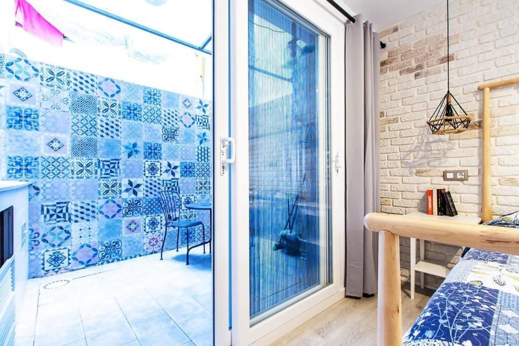 Chic Y Renovado Loft En La Playa Valencia
