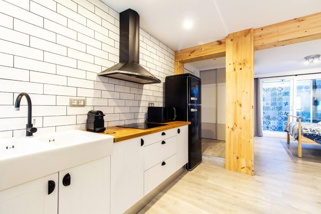 Chic Y Renovado Loft En La Playa Apartment