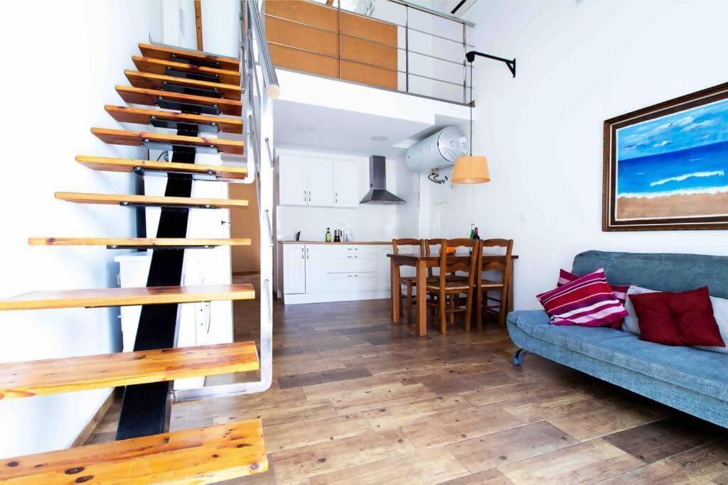 Acogedor Duplex Con Terraza Interior En La Playa