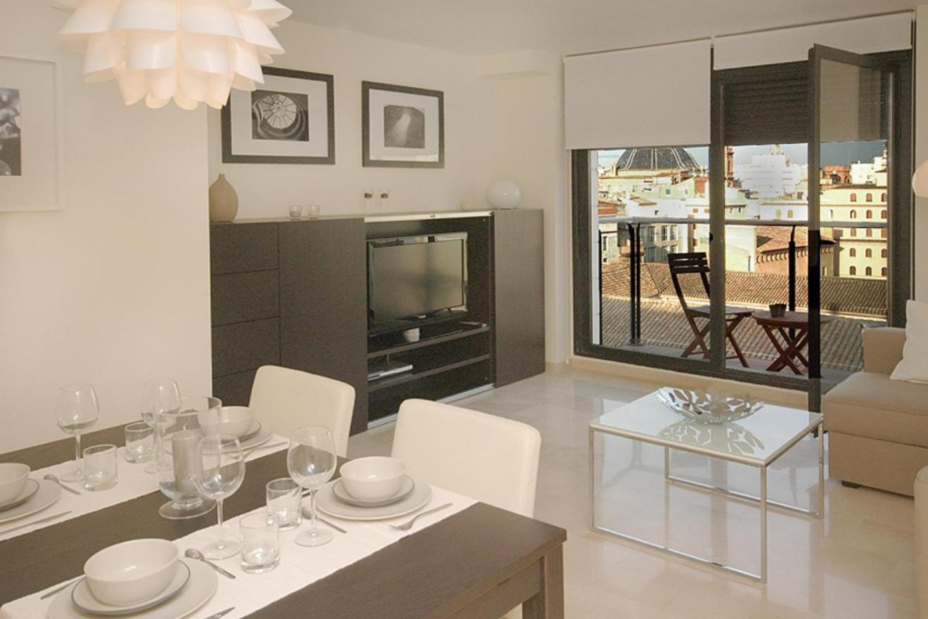 Beds & Breaks Soler Apartment