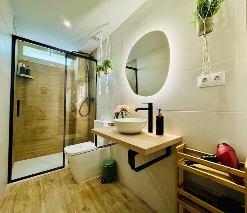 Apartment Color & Design Next To Russafa Soho Valencia