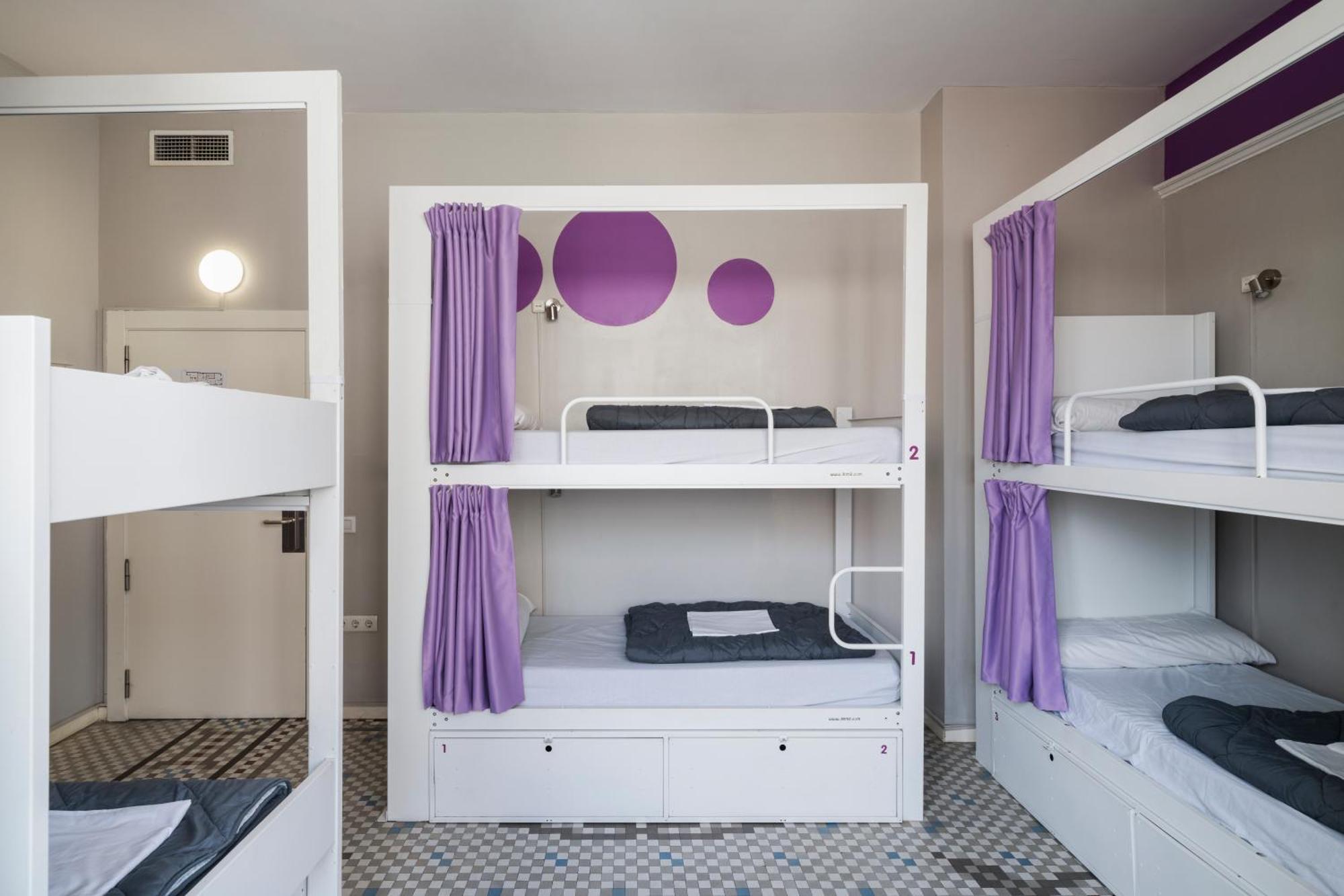 Purple Nest Hostel *