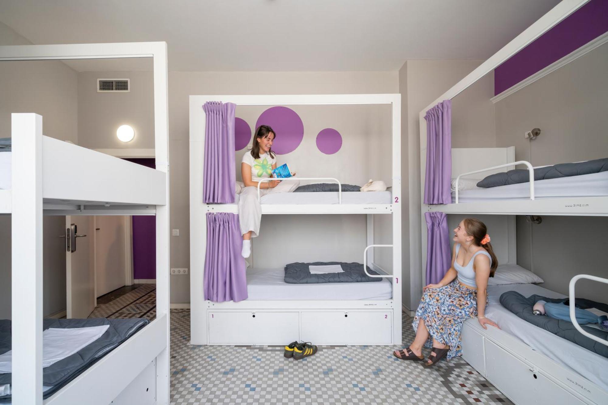 Purple Nest Hostel *