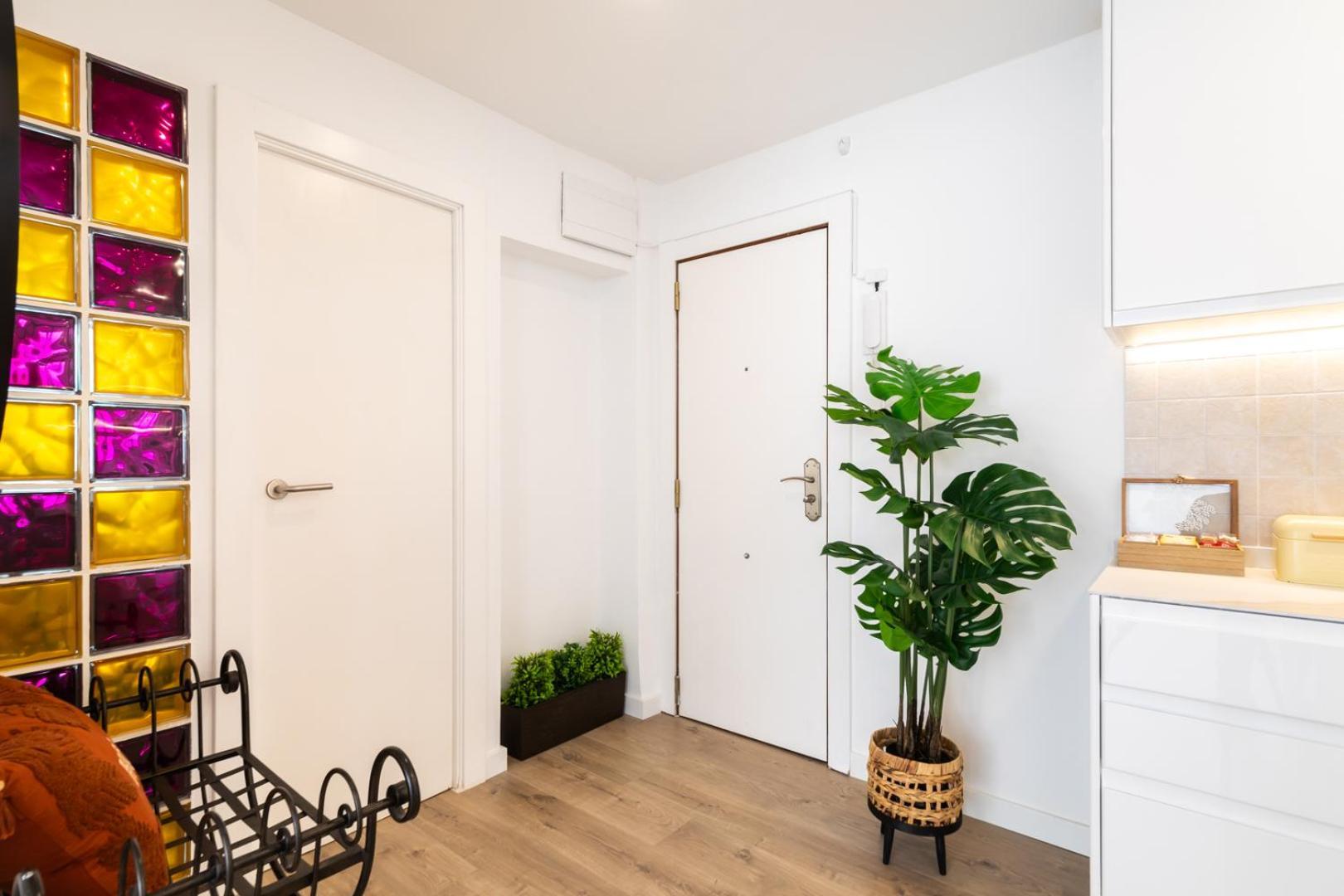 Urbannest Apartment *