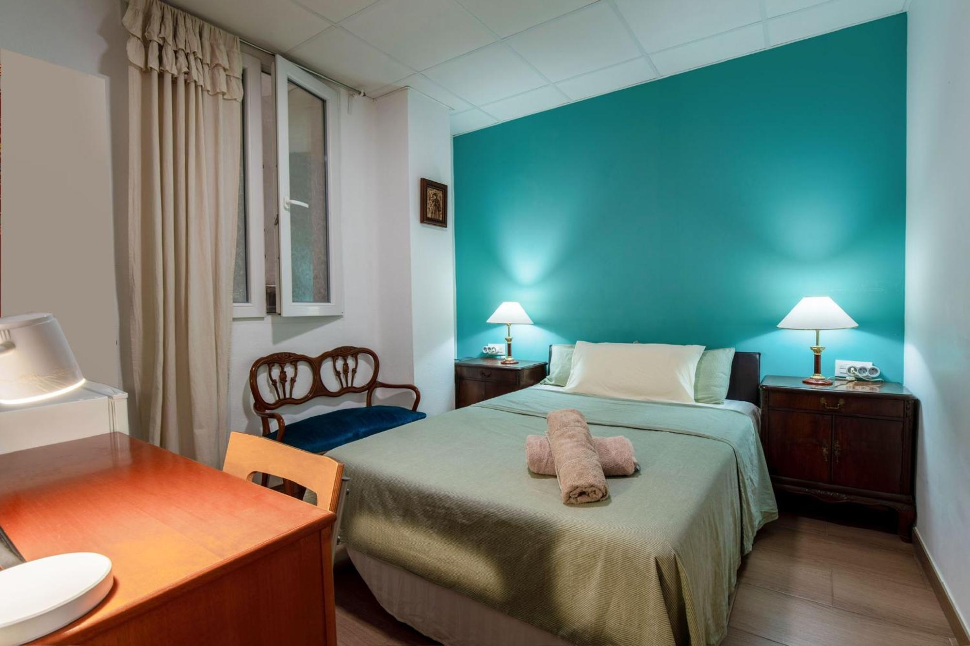 Privatunterkunft Mirador 1 Del Mercado - Con Bano Privado En El Centro De La Ciudad Vella