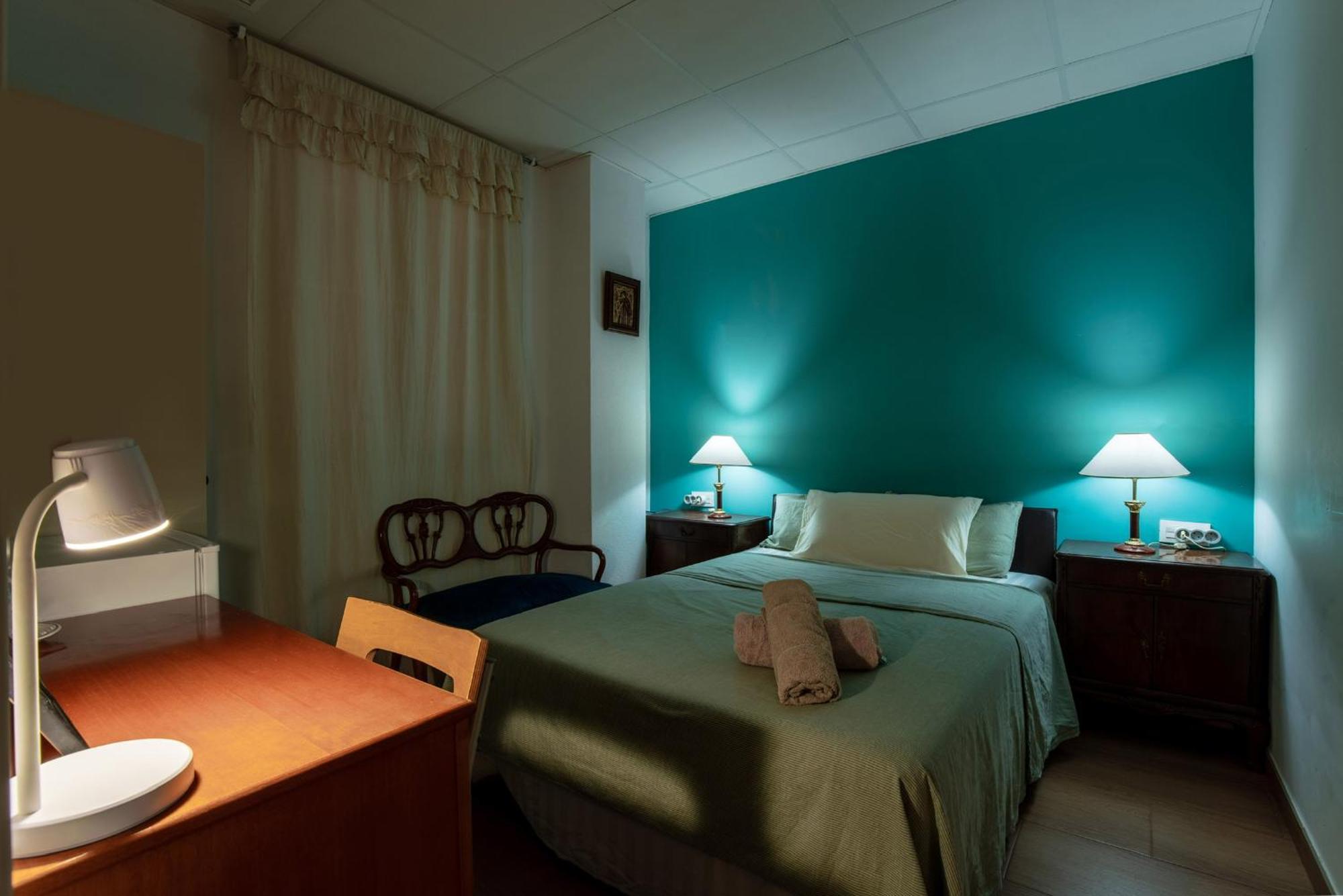 Mirador 1 Del Mercado - Con Bano Privado En El Centro De La Ciudad Vella Privatunterkunft *