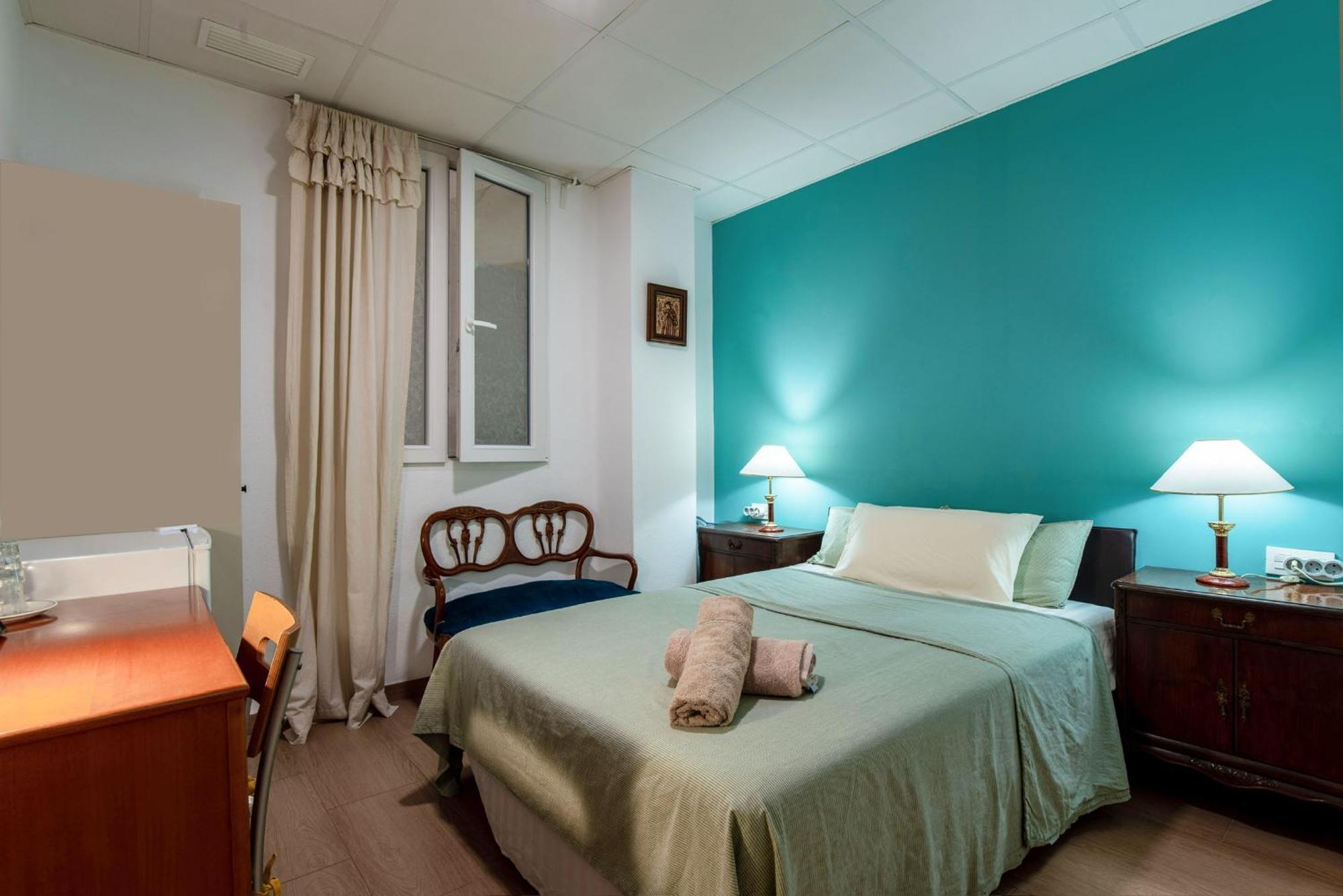 Privatunterkunft Mirador 1 Del Mercado - Con Bano Privado En El Centro De La Ciudad Vella