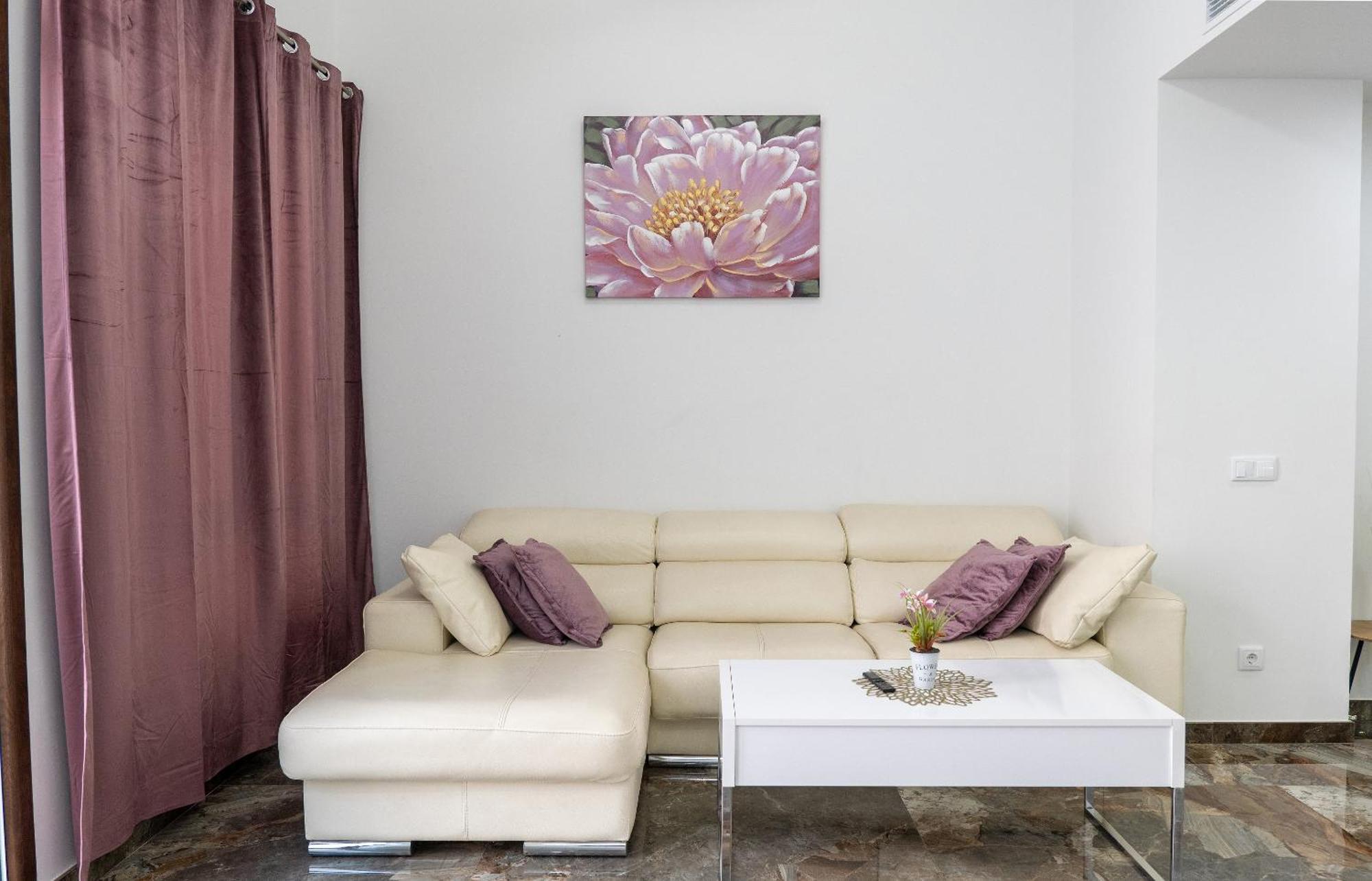 Delux Apartment *
