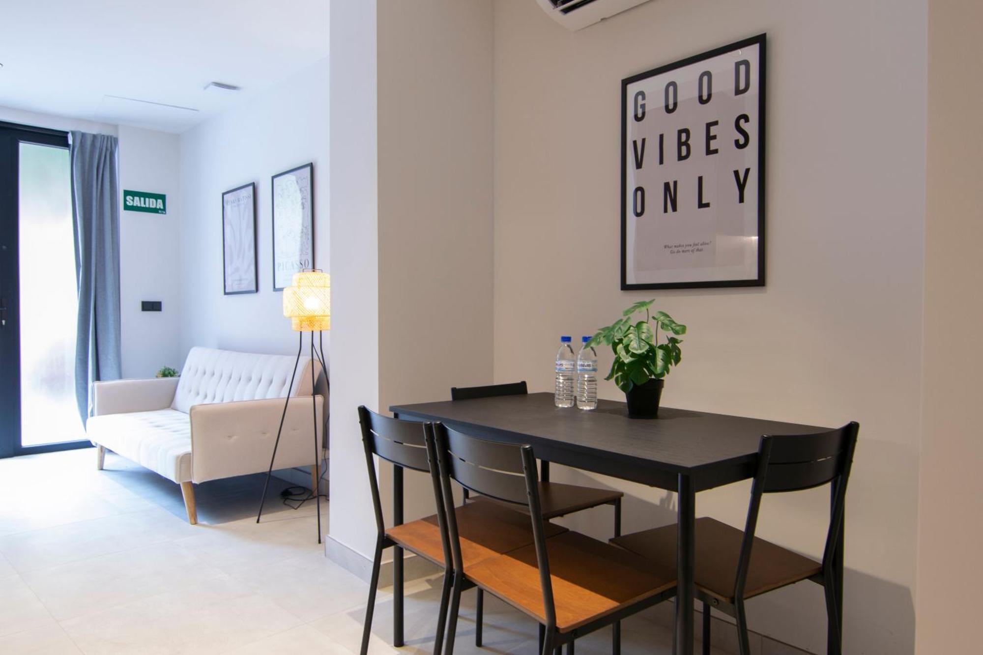 Apartment Vlc Host - Luz Casanova