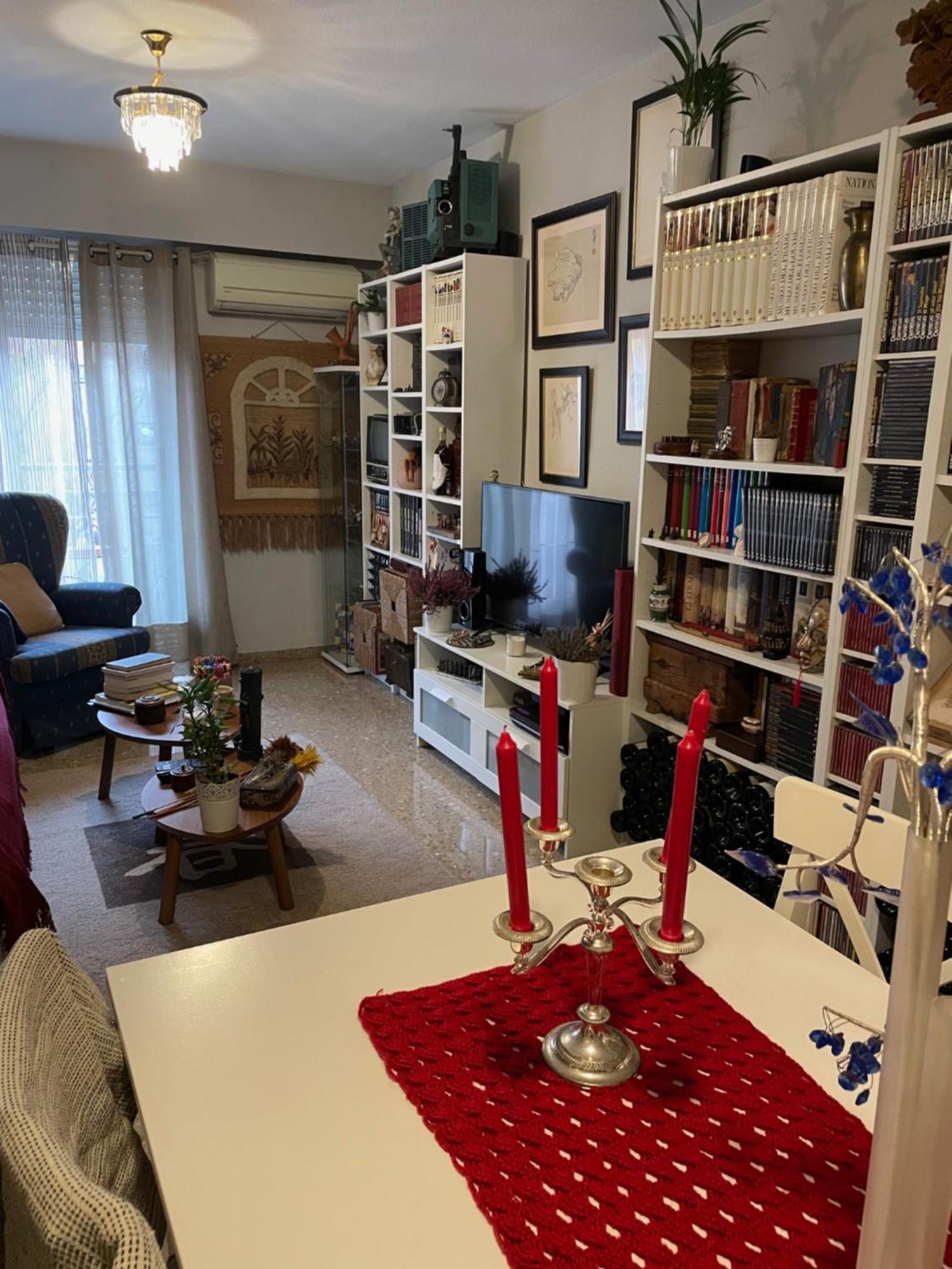 Apartment Chica En Vivienda Compartida Con Anfitrion Hombre