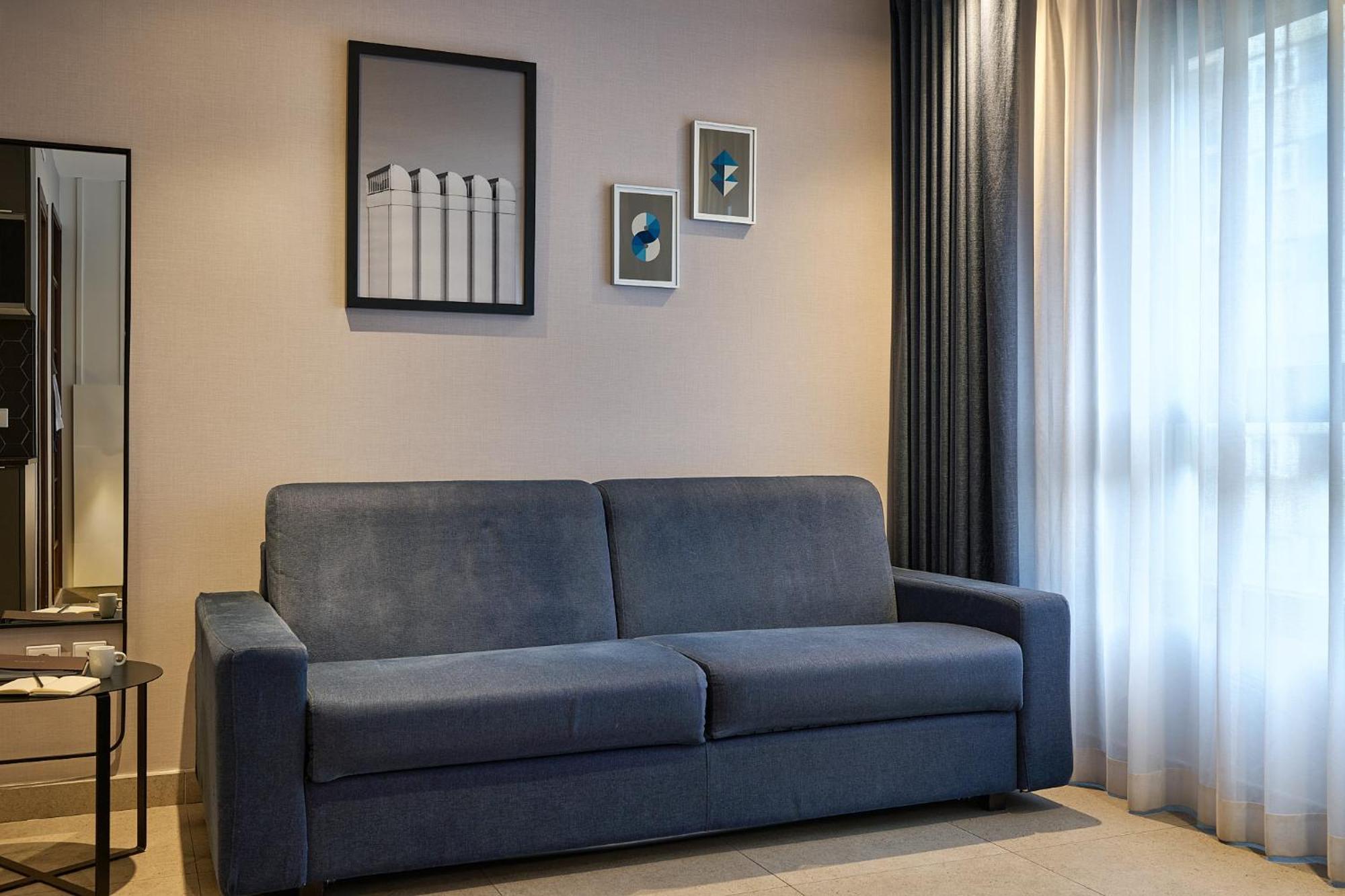 Ramirez Flats Aparthotel
