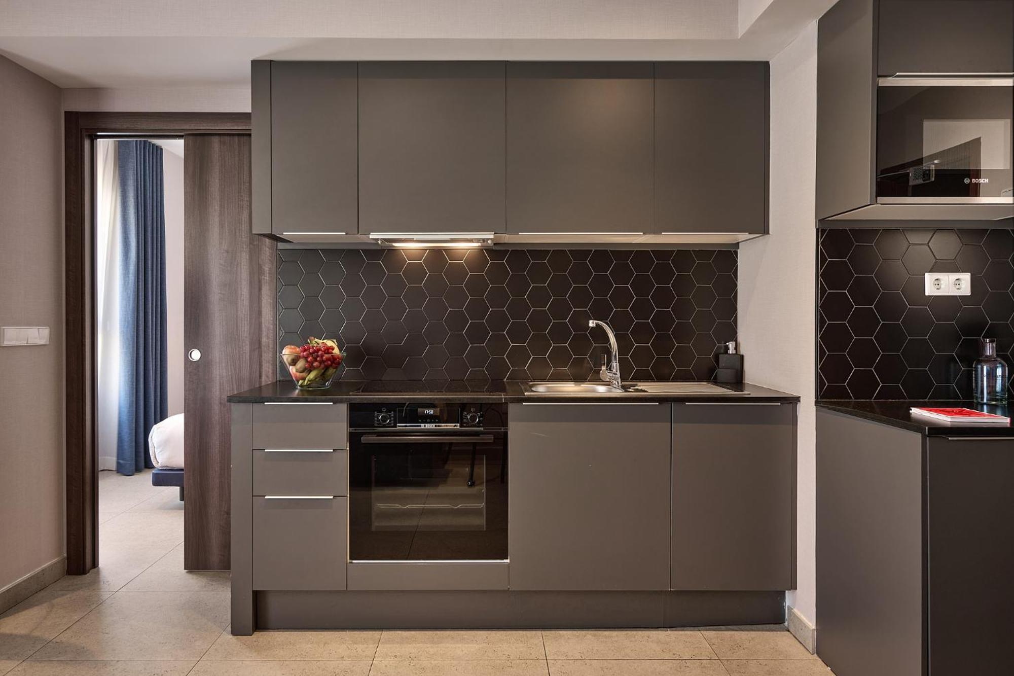 Ramirez Flats Aparthotel 4*