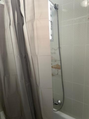 Matrimonio En Vivienda Compartir Recien Reformada Apartment