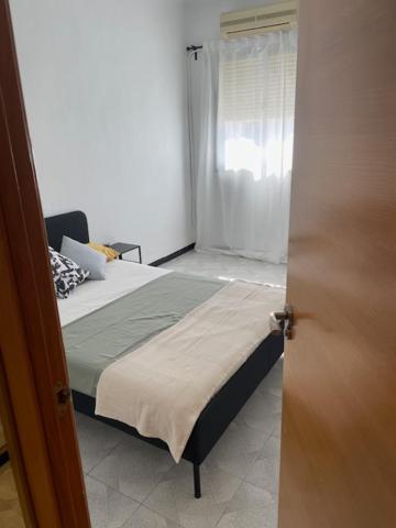Apartment Matrimonio En Vivienda Compartir Recien Reformada