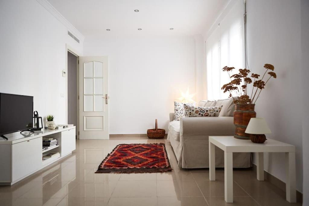 Ruzafa, 110m2, Brigth, Conditioned Air Apartment Valencia