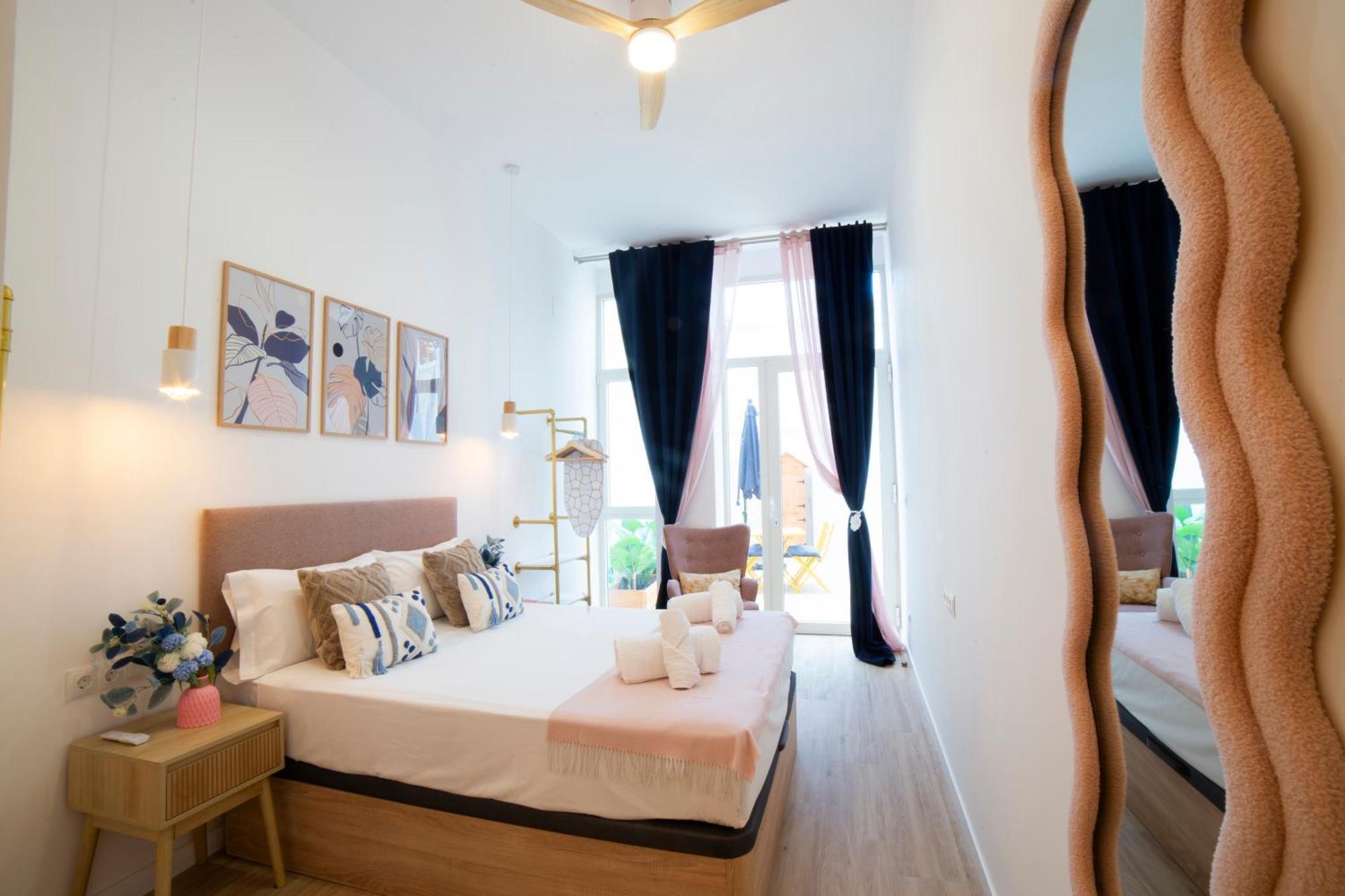 Apartment Color & Design Next To Russafa Soho Valencia