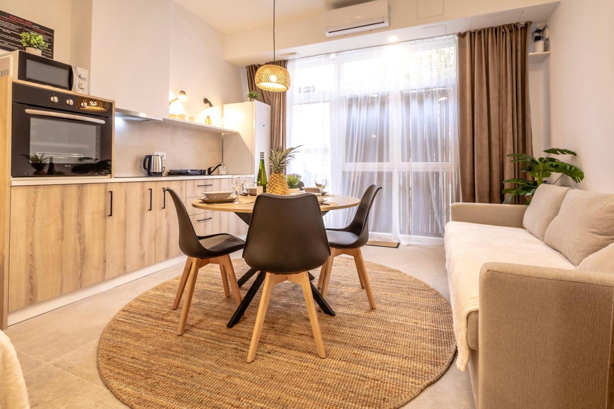 чудовий новий лофт поруч з містом наук Apartment *