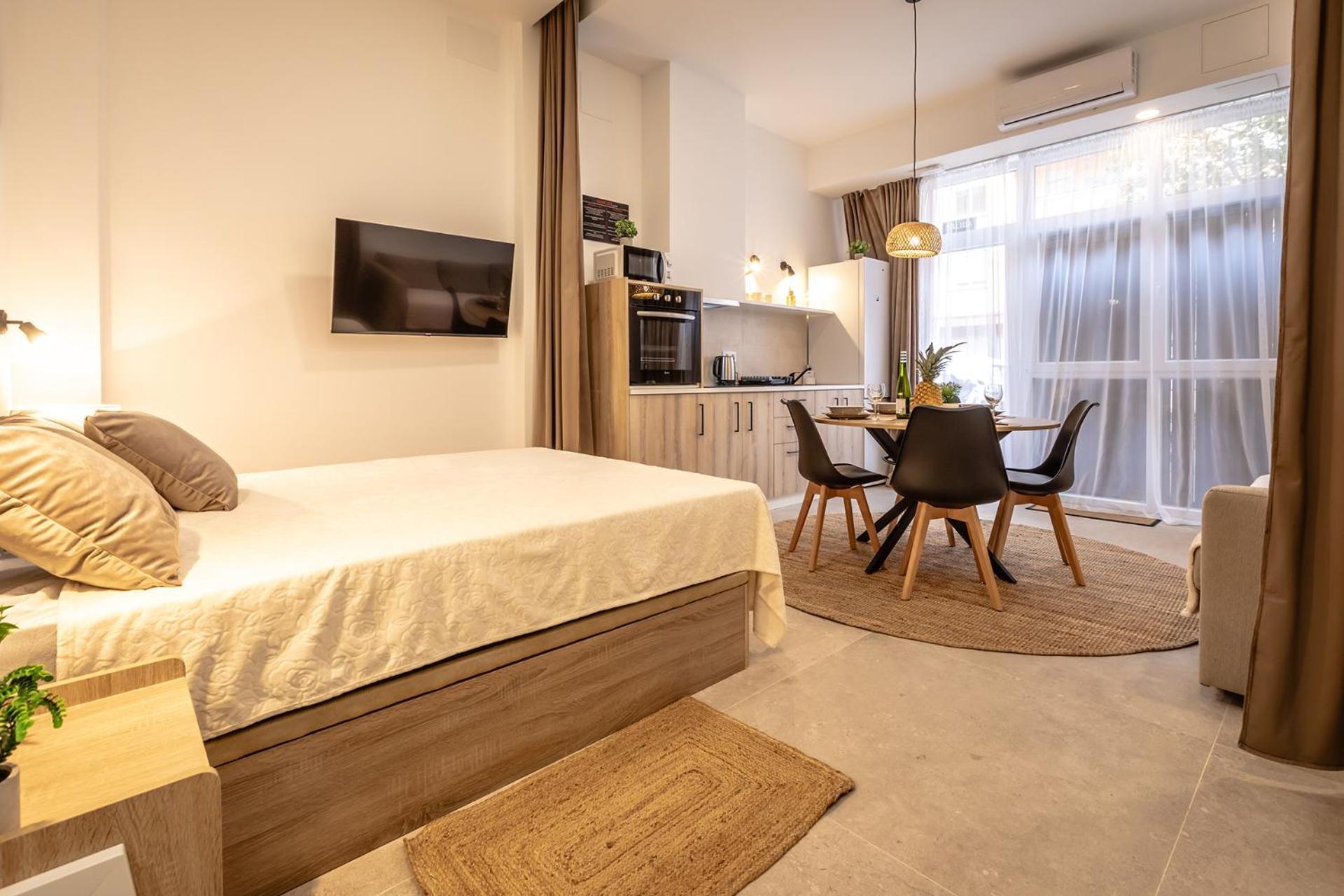 чудовий новий лофт поруч з містом наук Apartment *