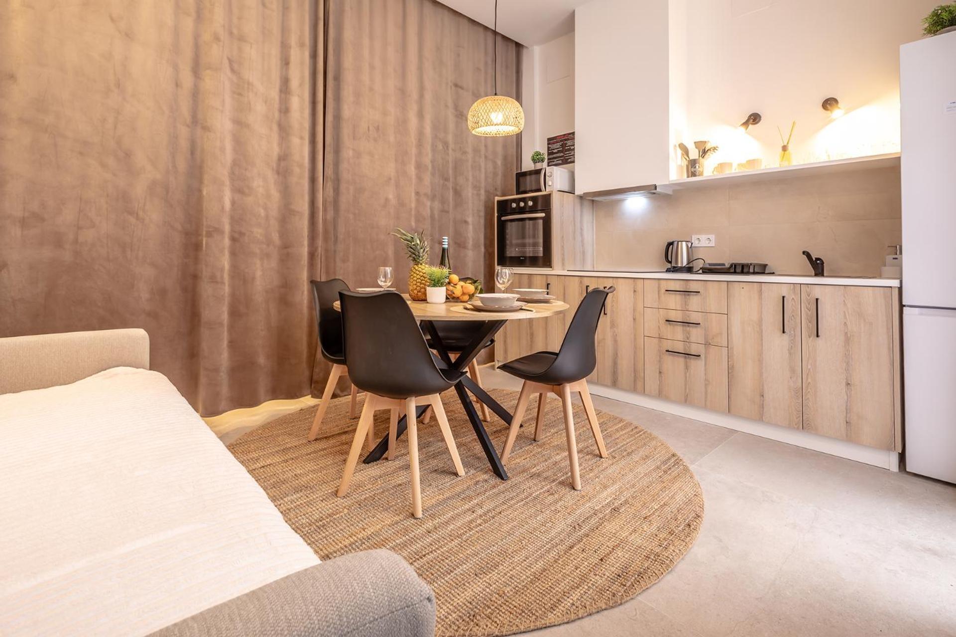Apartment чудовий новий лофт поруч з містом наук