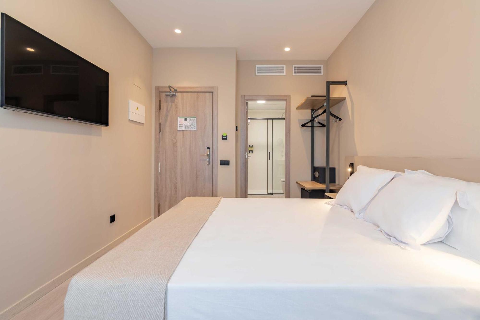 Hq Arena Hotel 3*