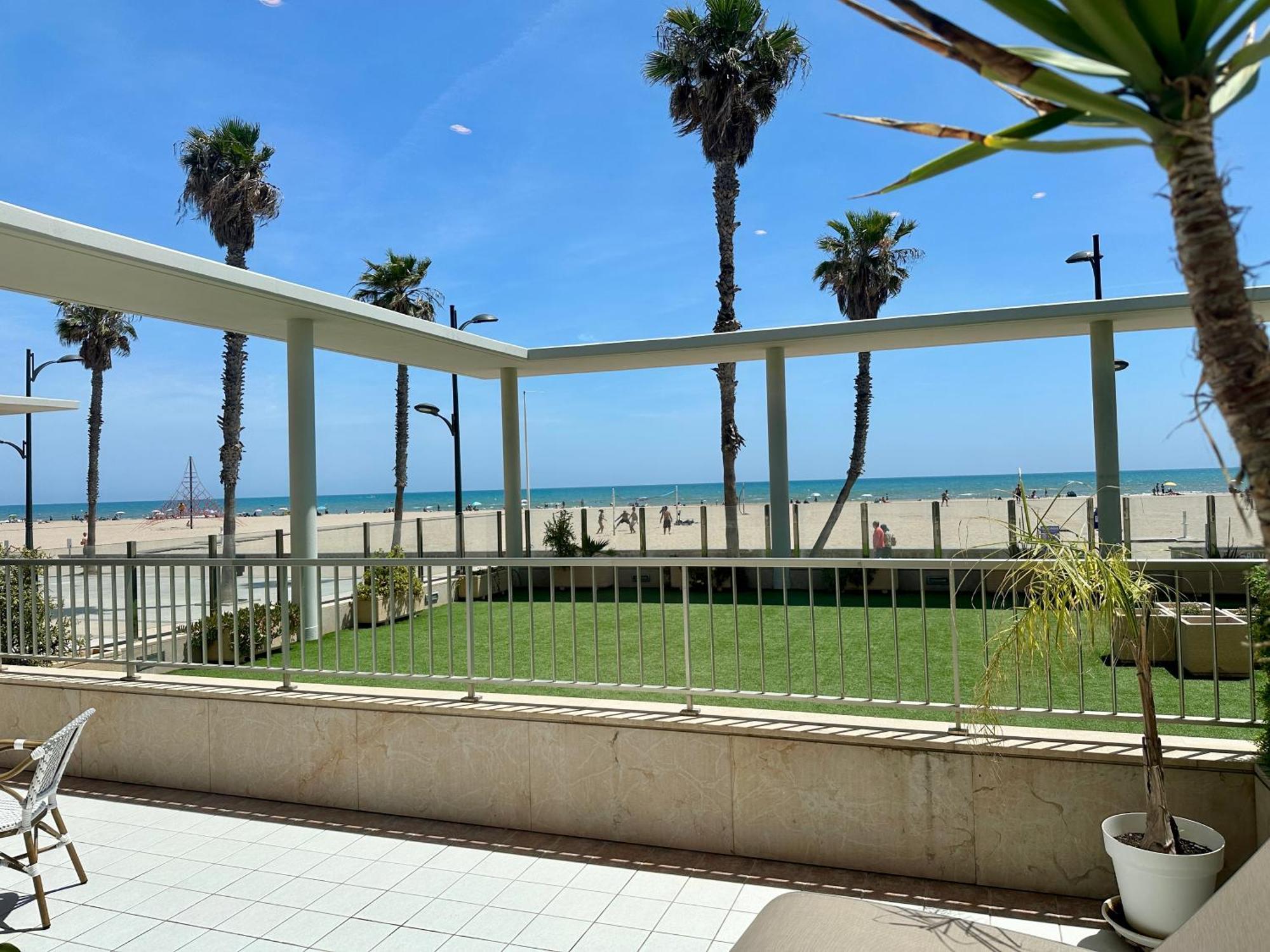Apartment Reinapart Patacona Beachfront Seaview