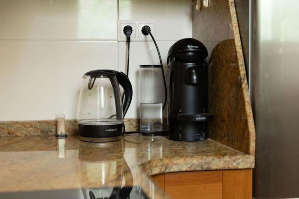 Sleeps 6 Fast Wi-fi 2 Bathrooms *