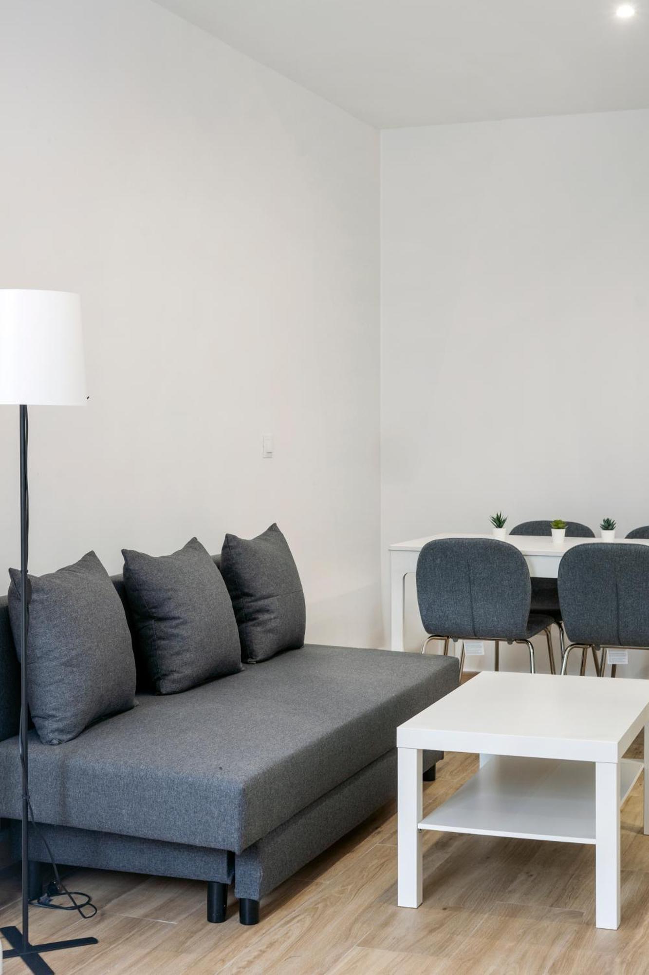 Bed & Breakfast Vlc Host- Fray Pedro