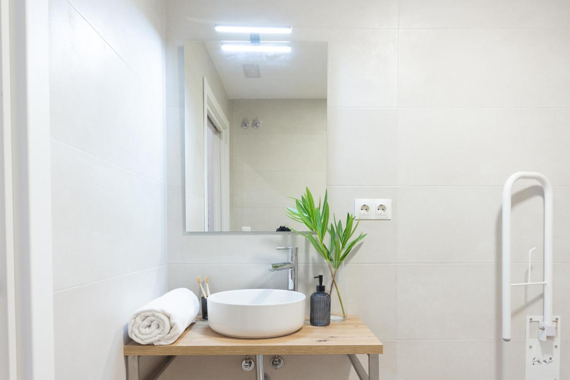 Vlc Host- Fray Pedro Bed & Breakfast