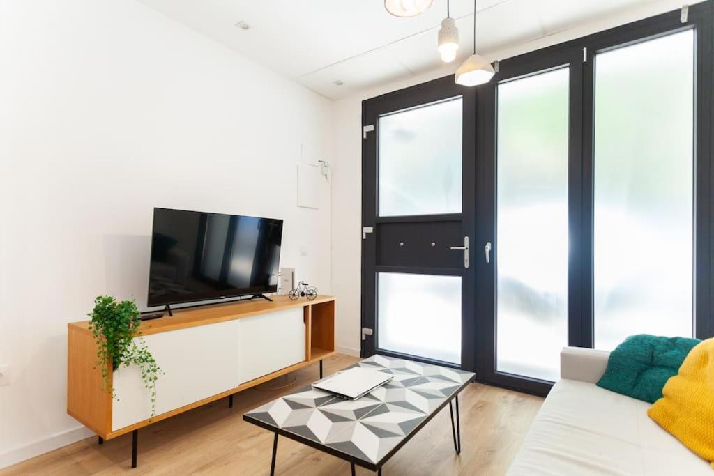 Apartment Acogedor Frente A Plaza Del Cedro Valencia
