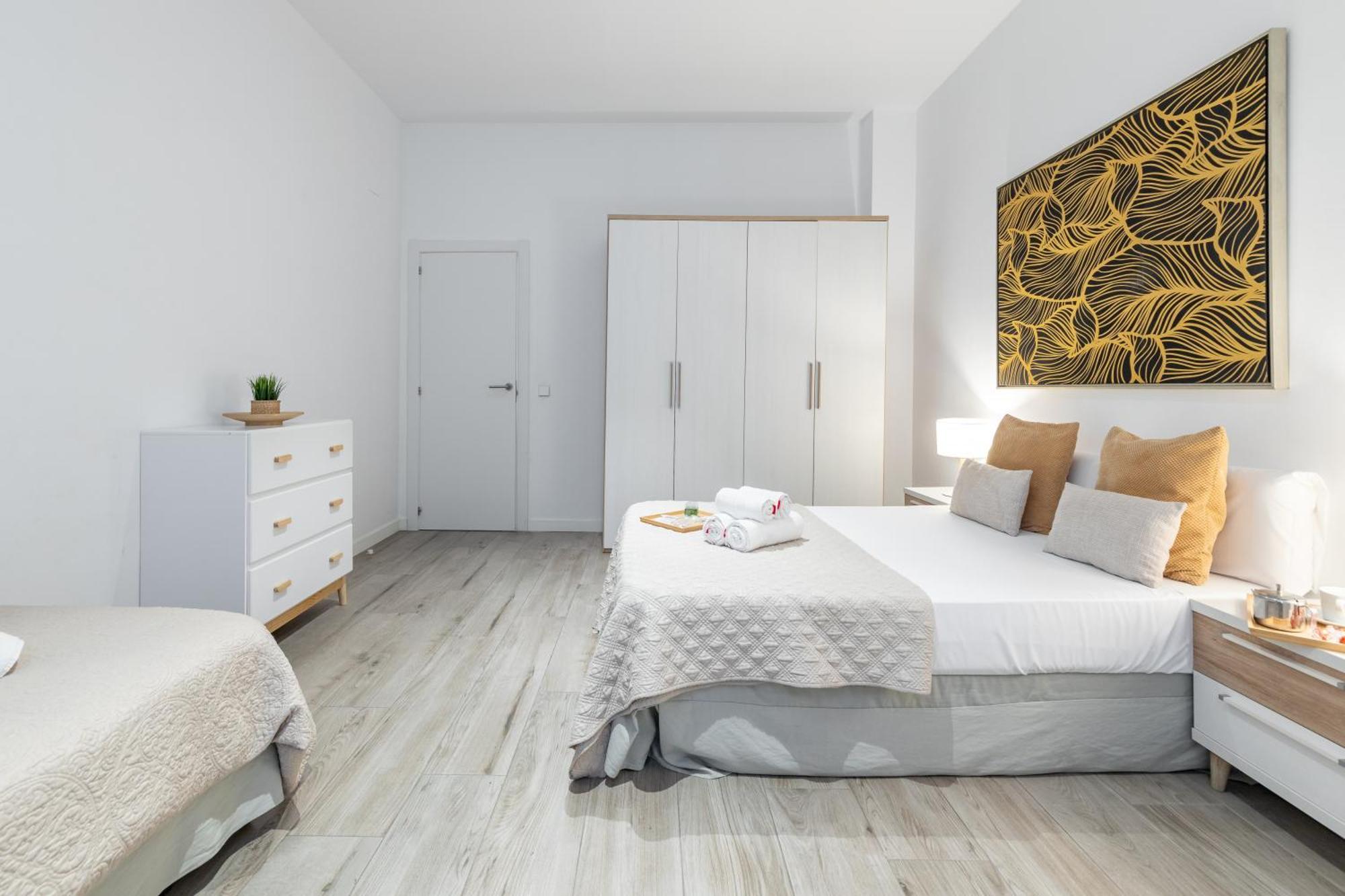 Travel Habitat Ayuntamiento Apartment