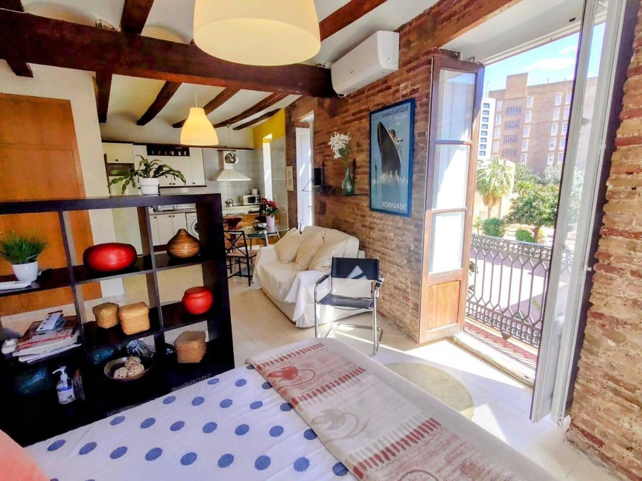Charming In The Center Apartment Valencia