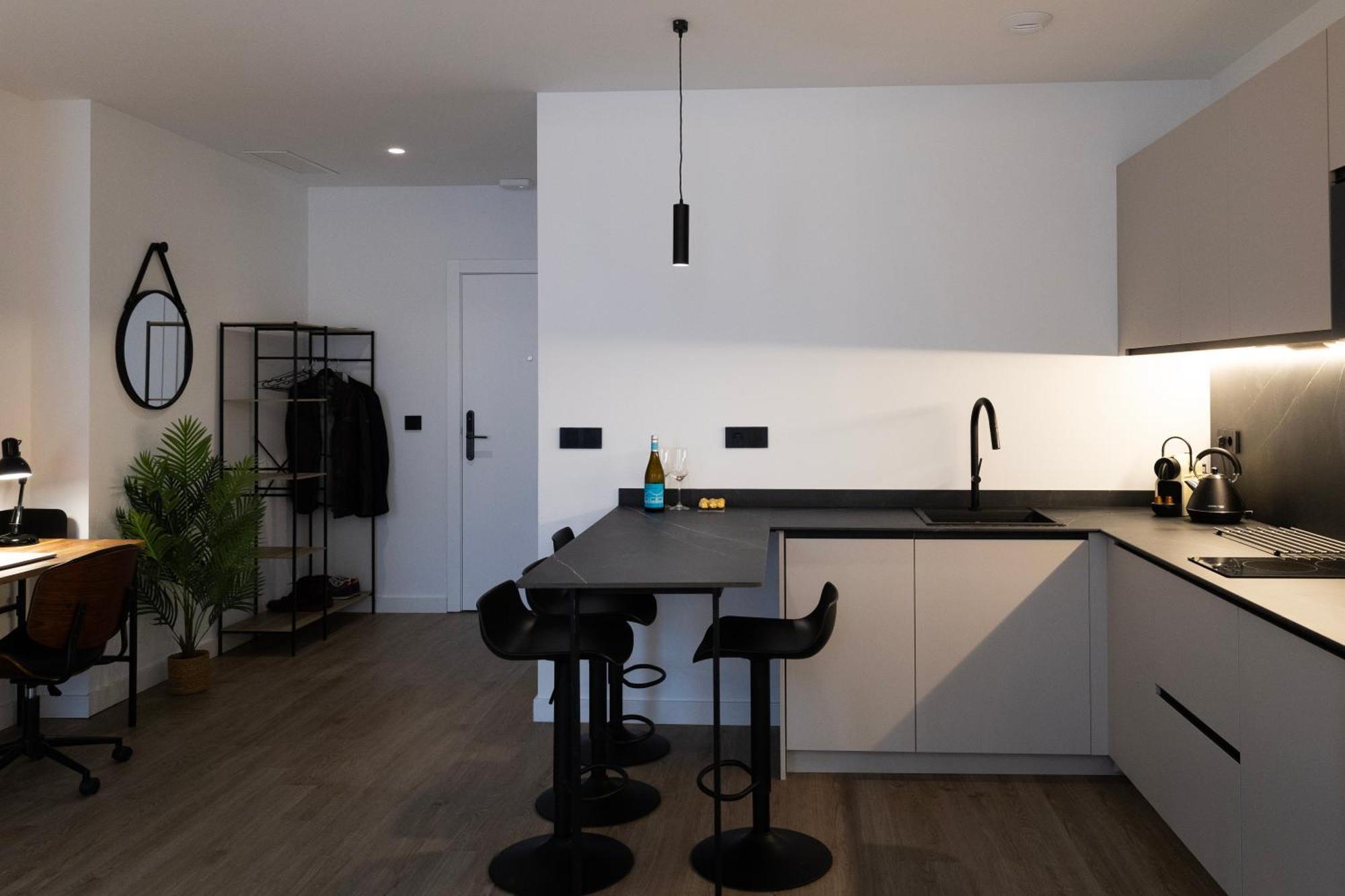 Apartment Demetrio By Alma