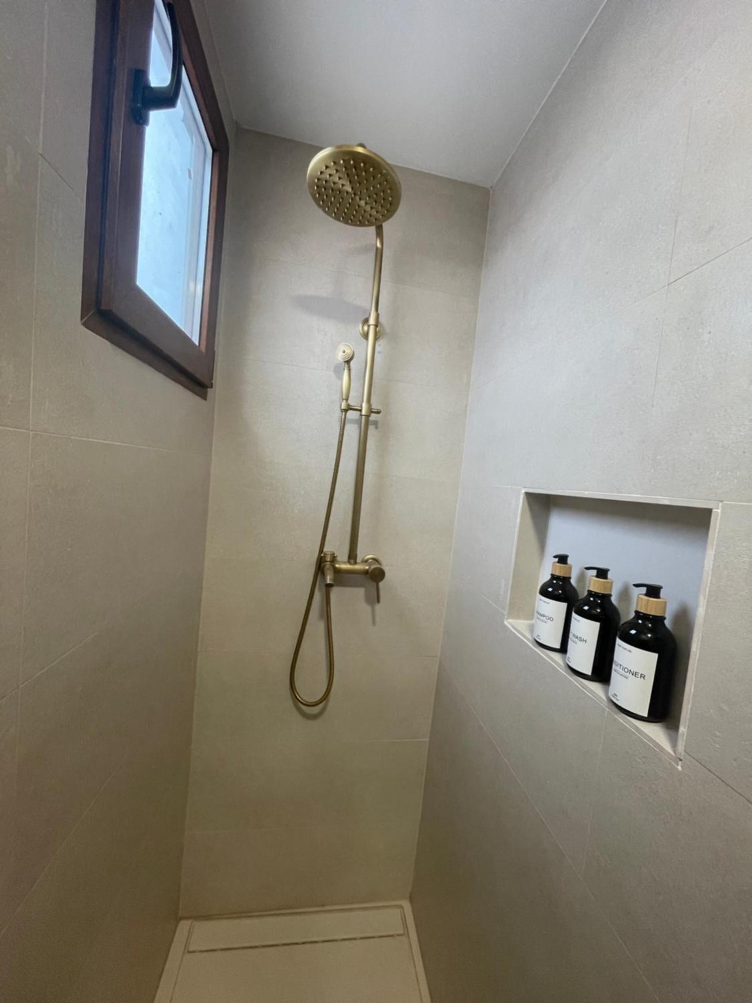 Dream Big With Jacuzzi And Terrace In Ruzafa Apartment Valencia