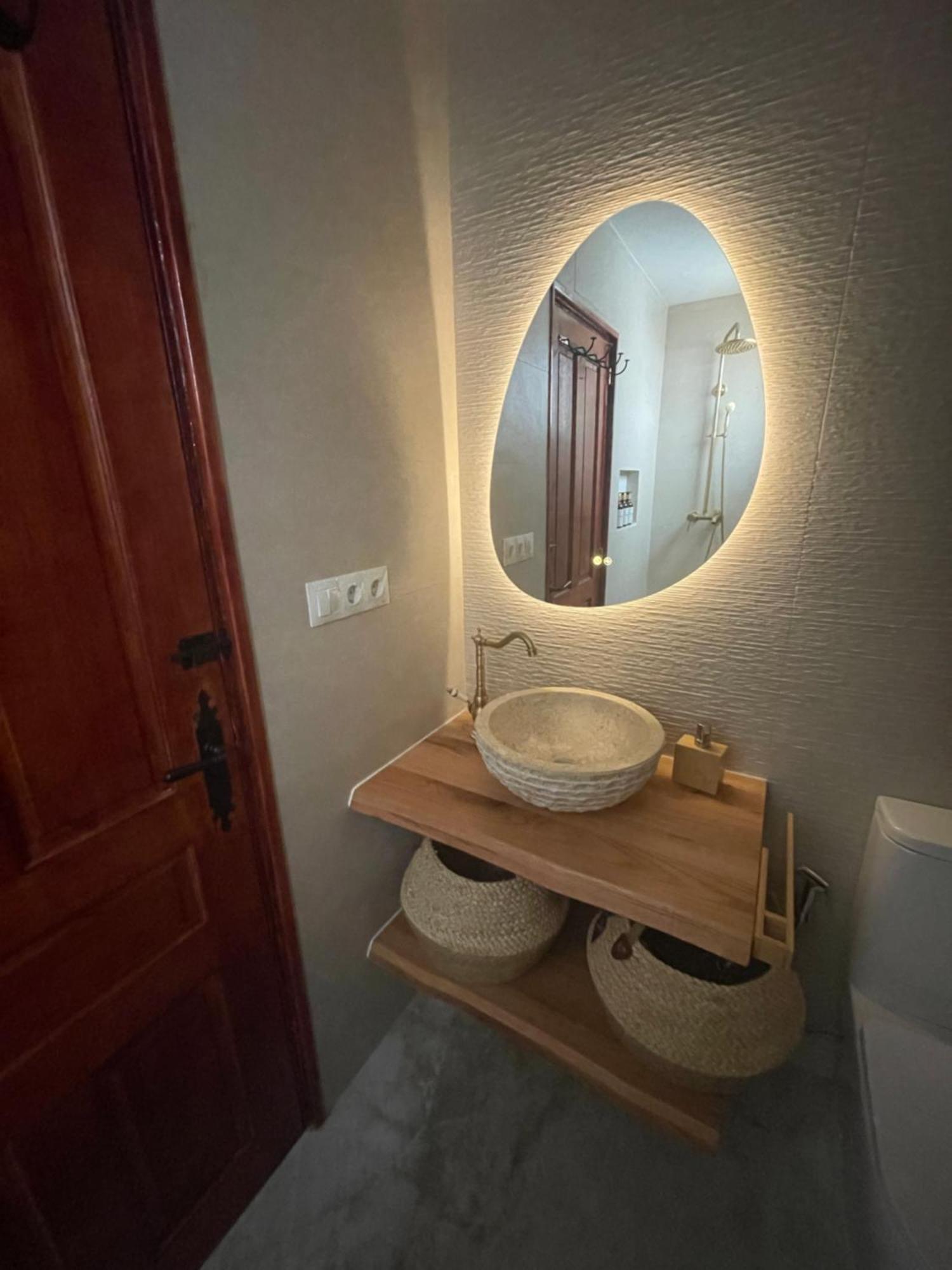 Dream Big With Jacuzzi And Terrace In Ruzafa Apartment