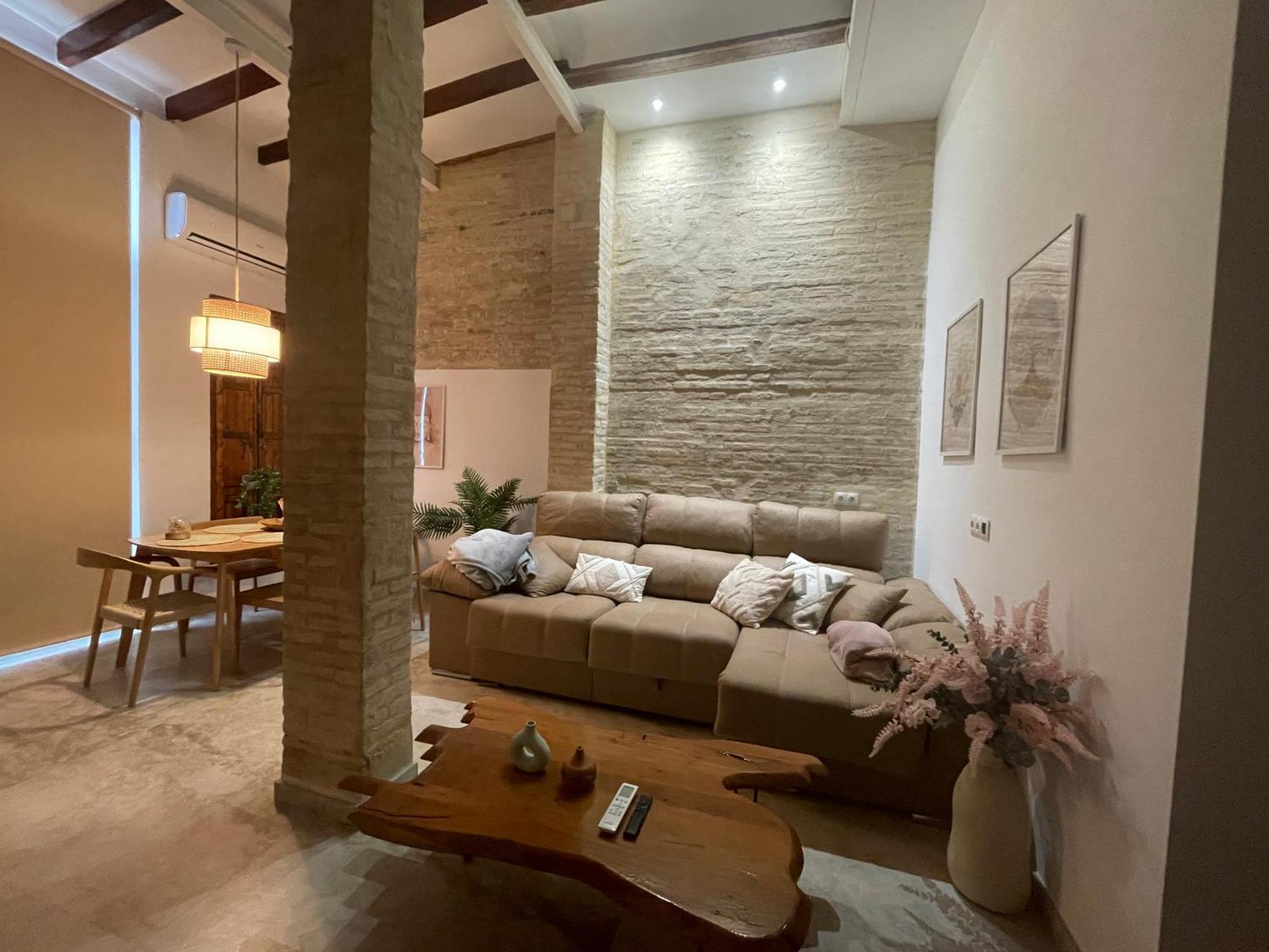 Dream Big With Jacuzzi And Terrace In Ruzafa Apartment *