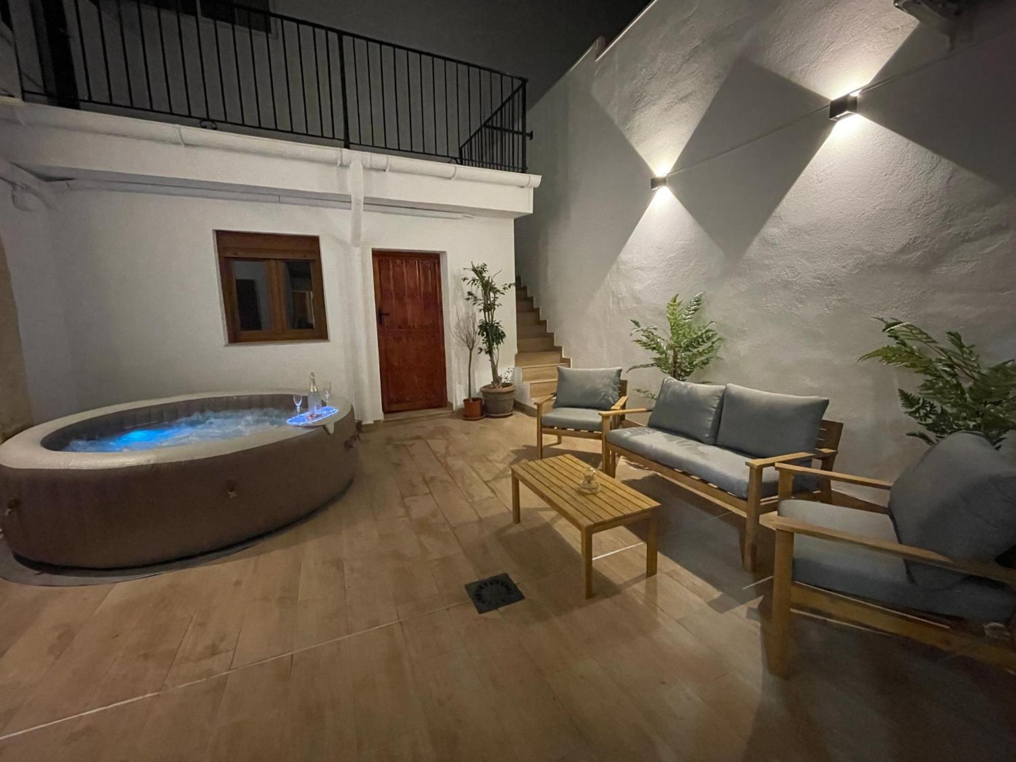 Dream Big With Jacuzzi And Terrace In Ruzafa Valencia