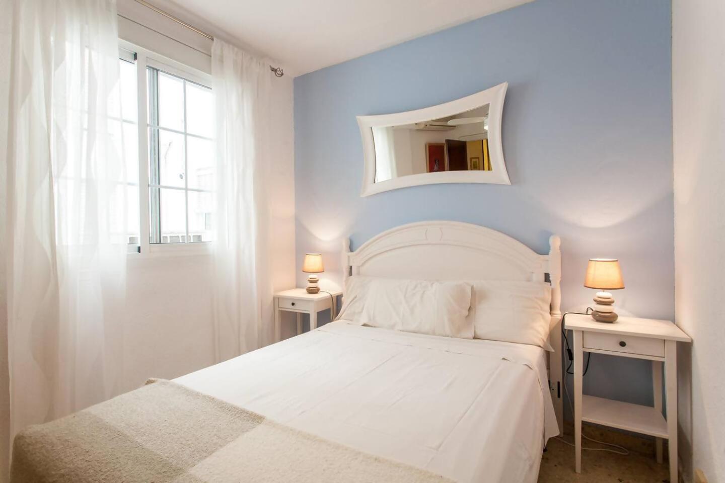 Apartment Comfy And Luminous With Balcony