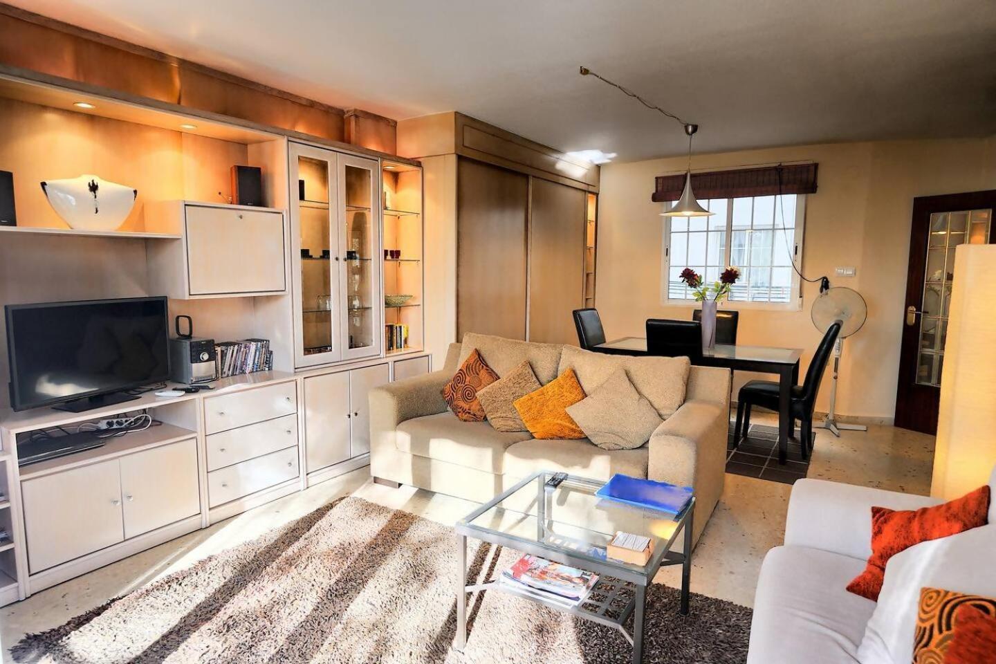 Comfy And Luminous With Balcony Apartment Valencia