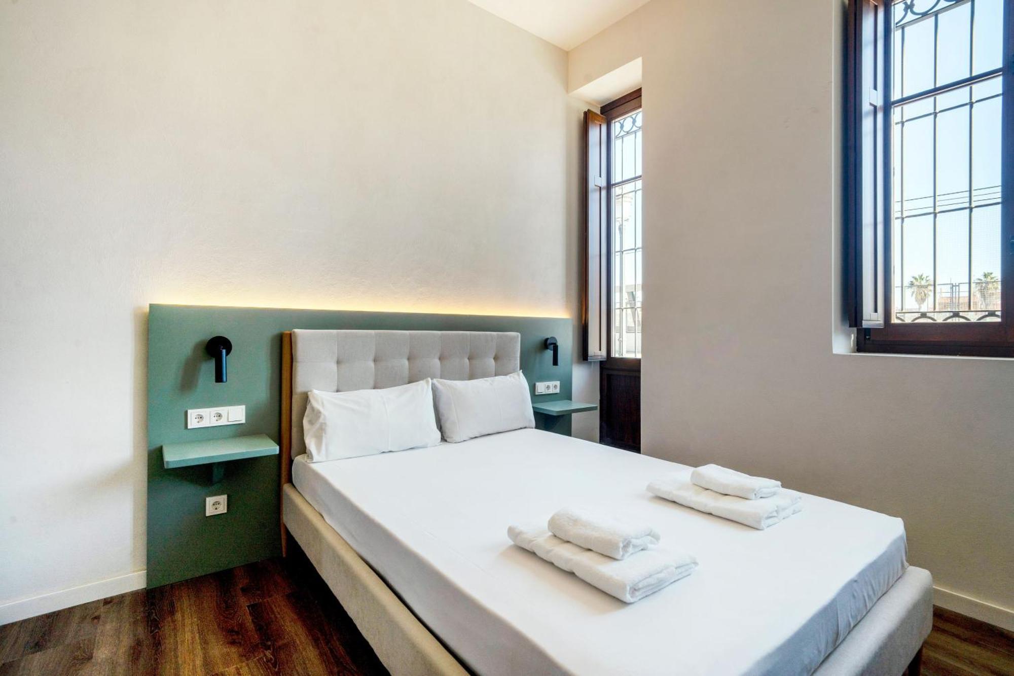 Hotel Vlc Host - Reina 168 Valencia