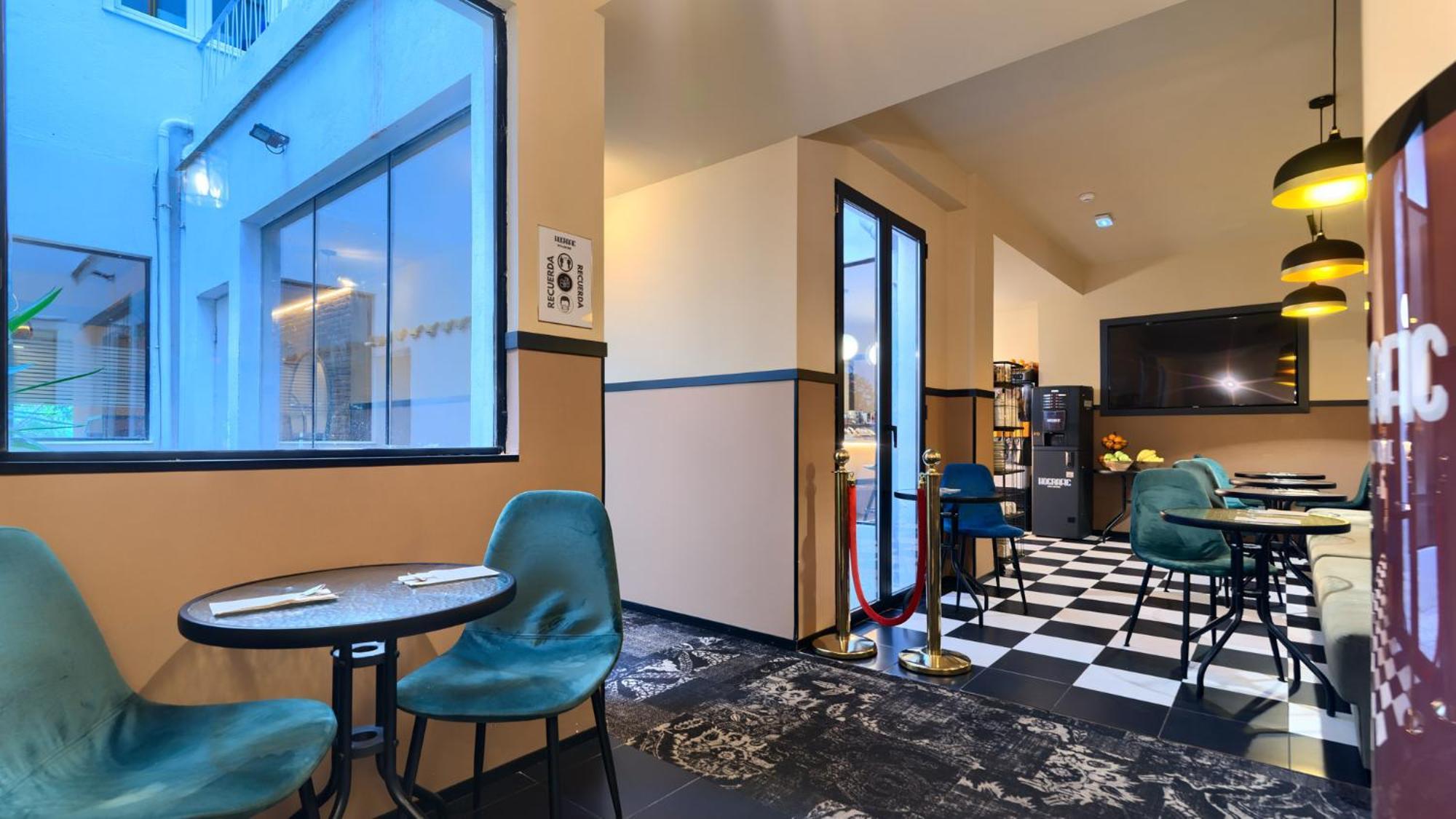 Hotel Hografic 2*