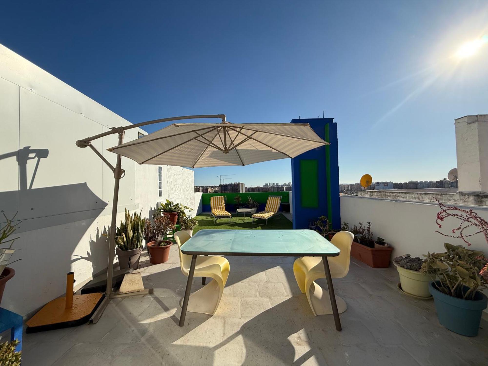 Petite Penthouse With The Sunniest Terrace In