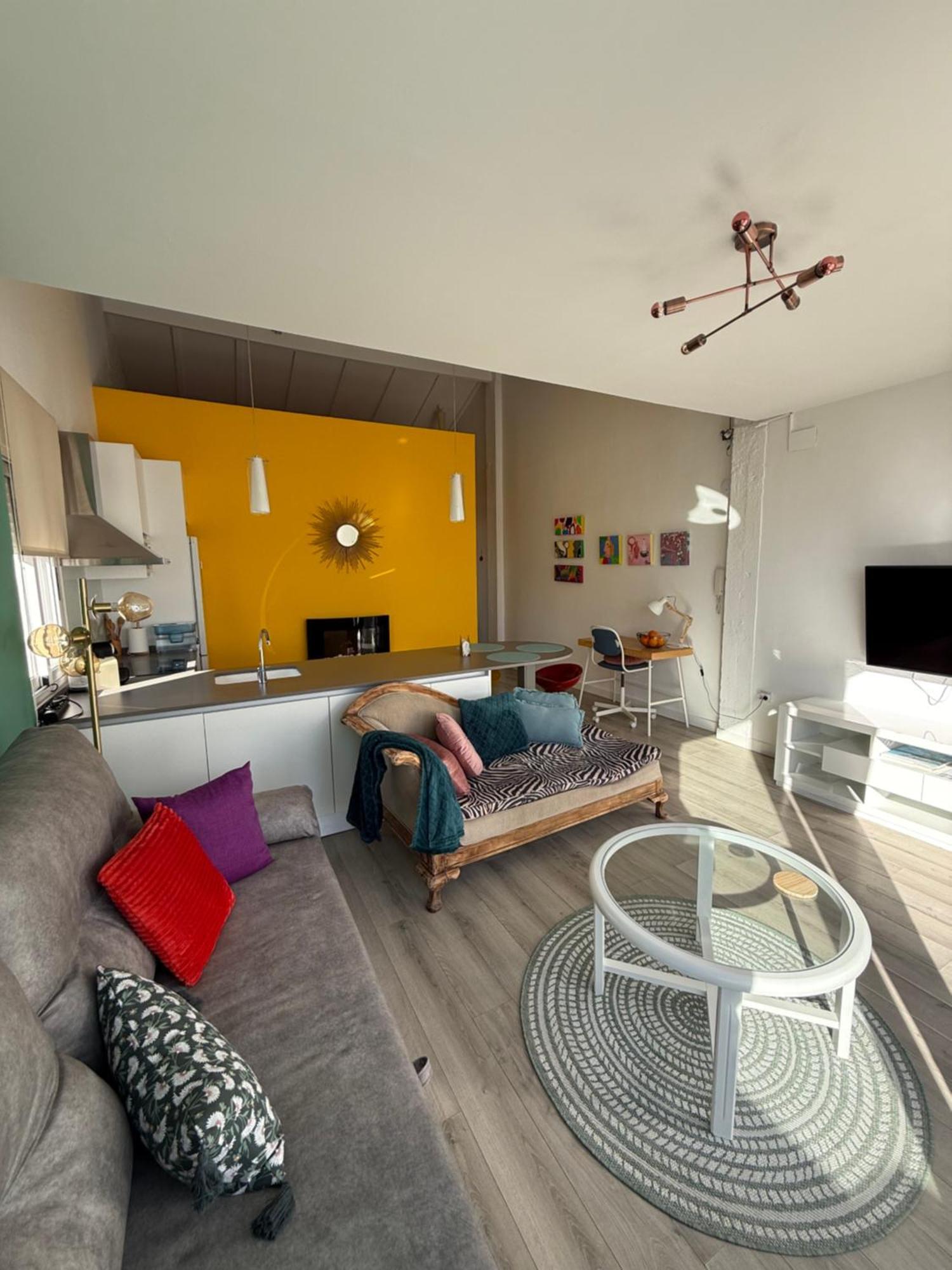 Petite Penthouse With The Sunniest Terrace In Apartment *