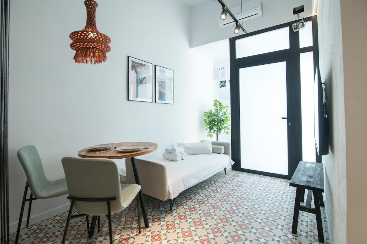 Comodo Estudio En Apartment