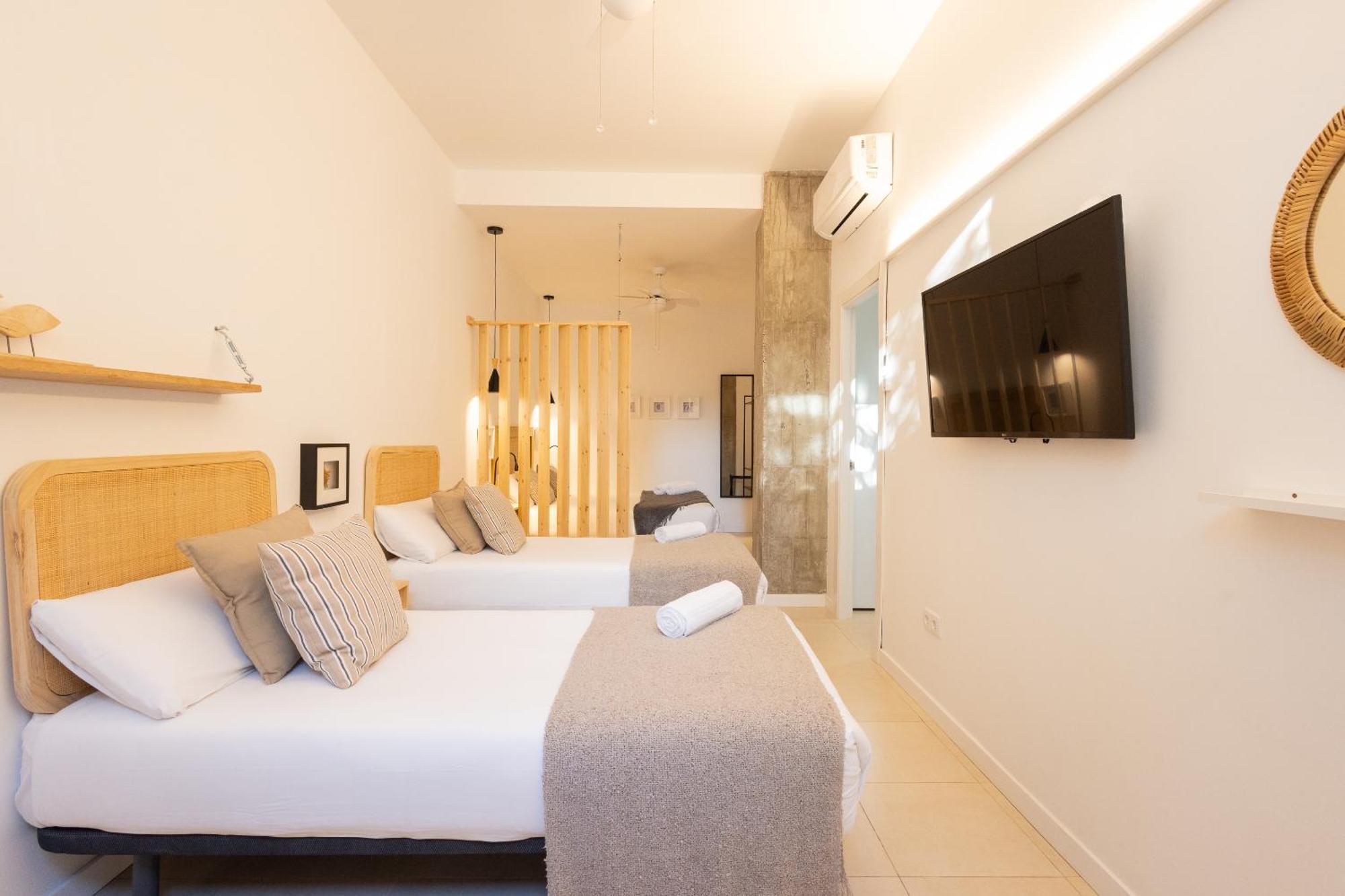 Florit Flats - The Pitiusas Valencia